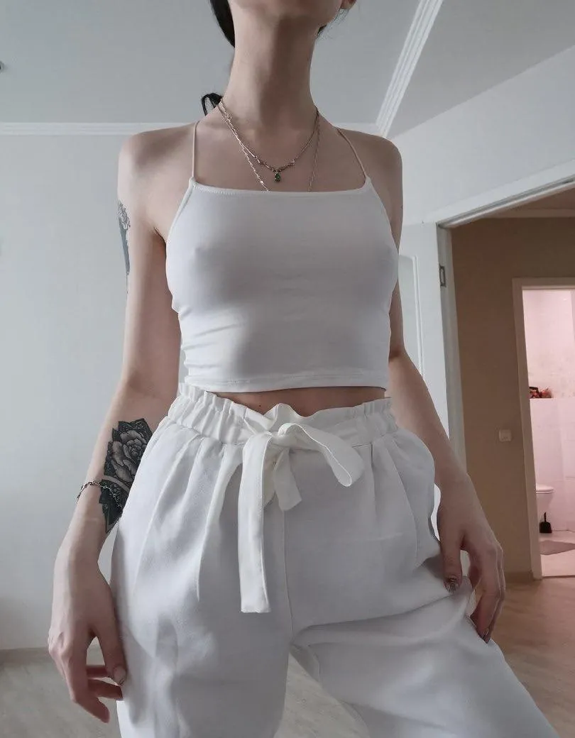 Moni